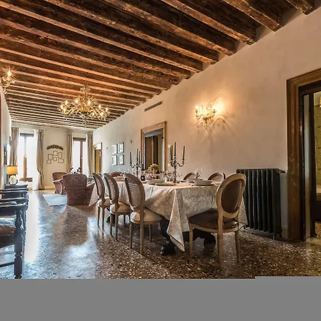 Apartamento Palazzina Canal Venecia