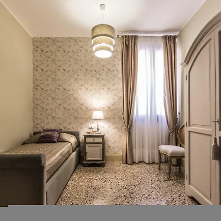 Palazzina Canal Appartement *