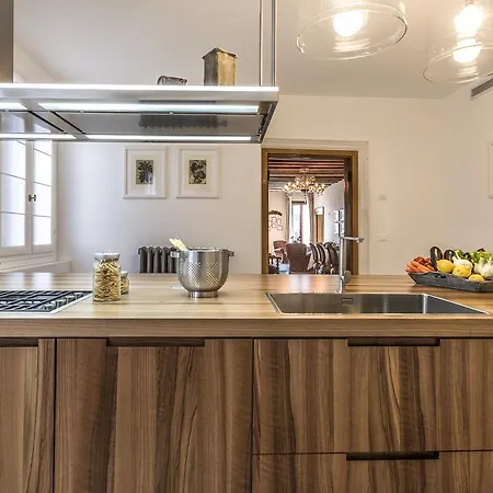 Palazzina Canal * Венеция