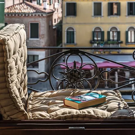 Palazzina Canal Венеция